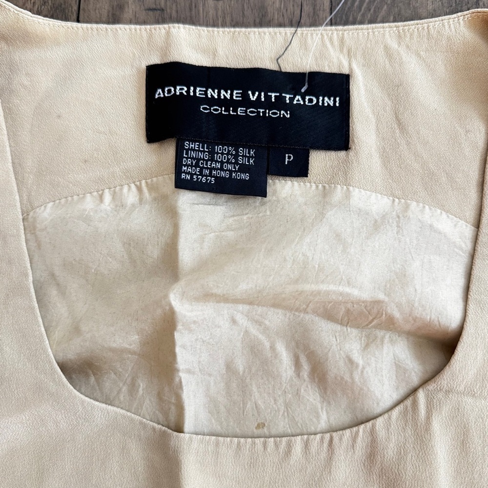 Adrienne Vittadini Cream Top 100% silk - Picture 4 of 7